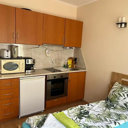 In Cedar 3 Апартаменты *