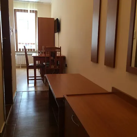 In Cedar 3 Apartment